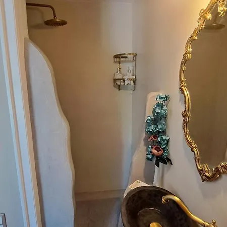 Little 1836 Apartman Vathí